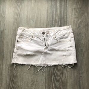 White denim mini skirt (fits like a size 0)